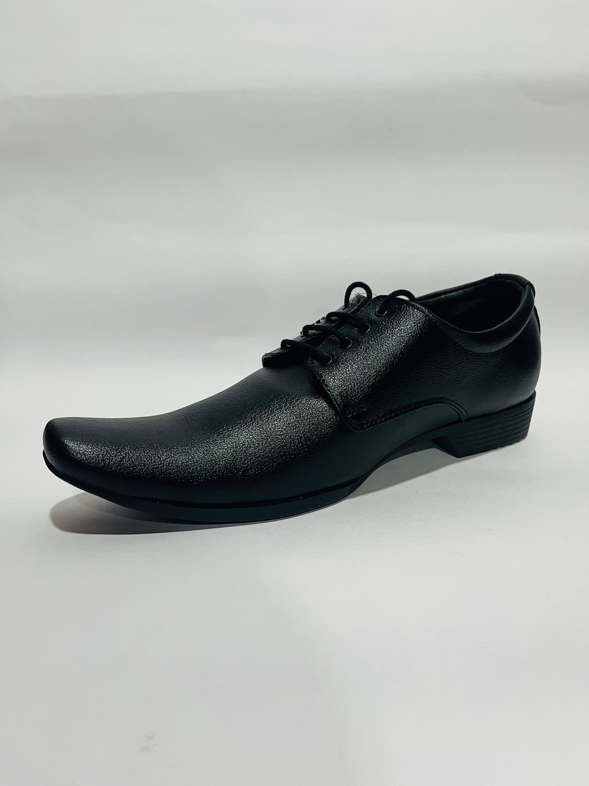 Bata 8216618 Men's Shoes | Black | Buy Online India